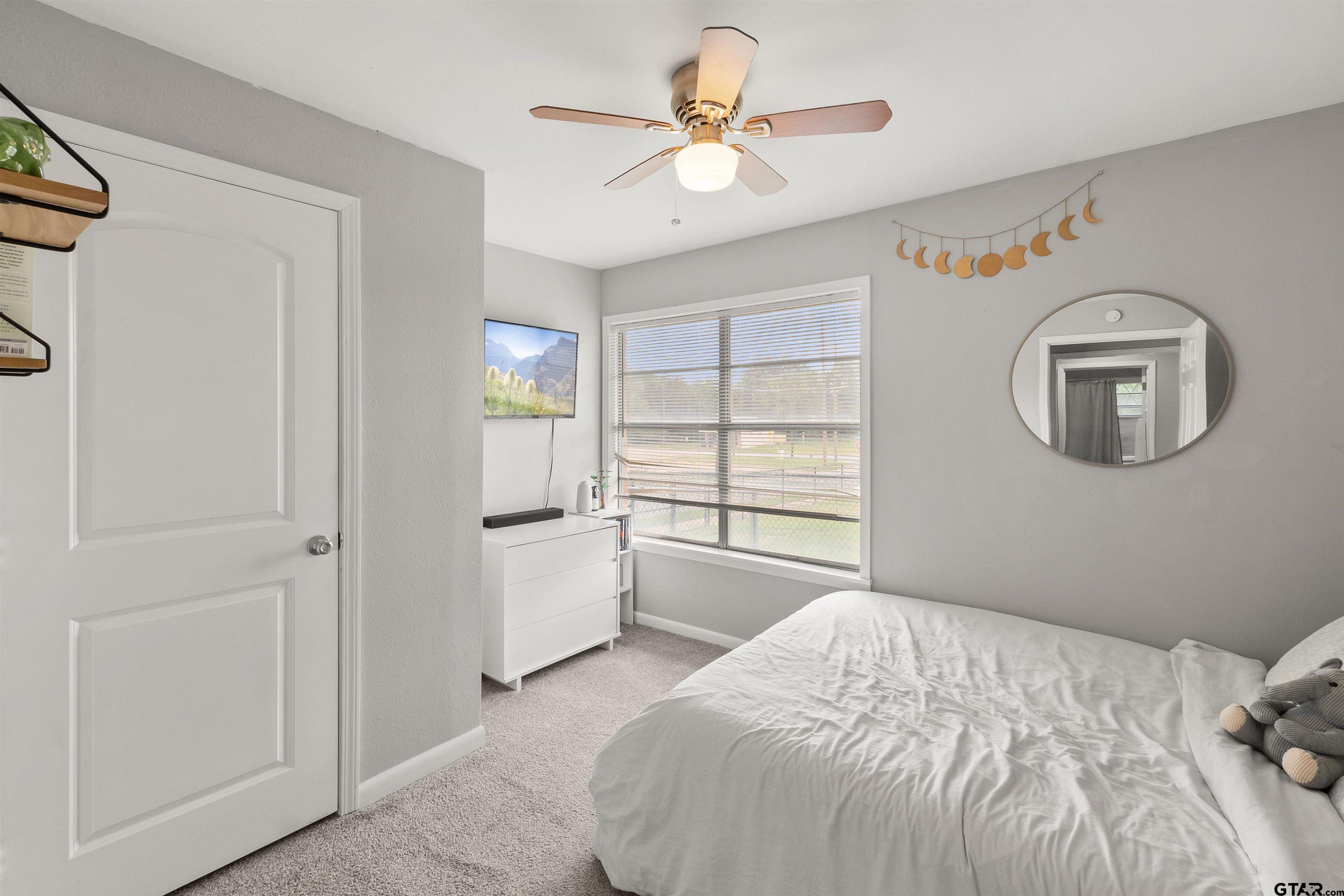 910 West Vance Street Tyler, TX 75702 - Photo 4 of 26