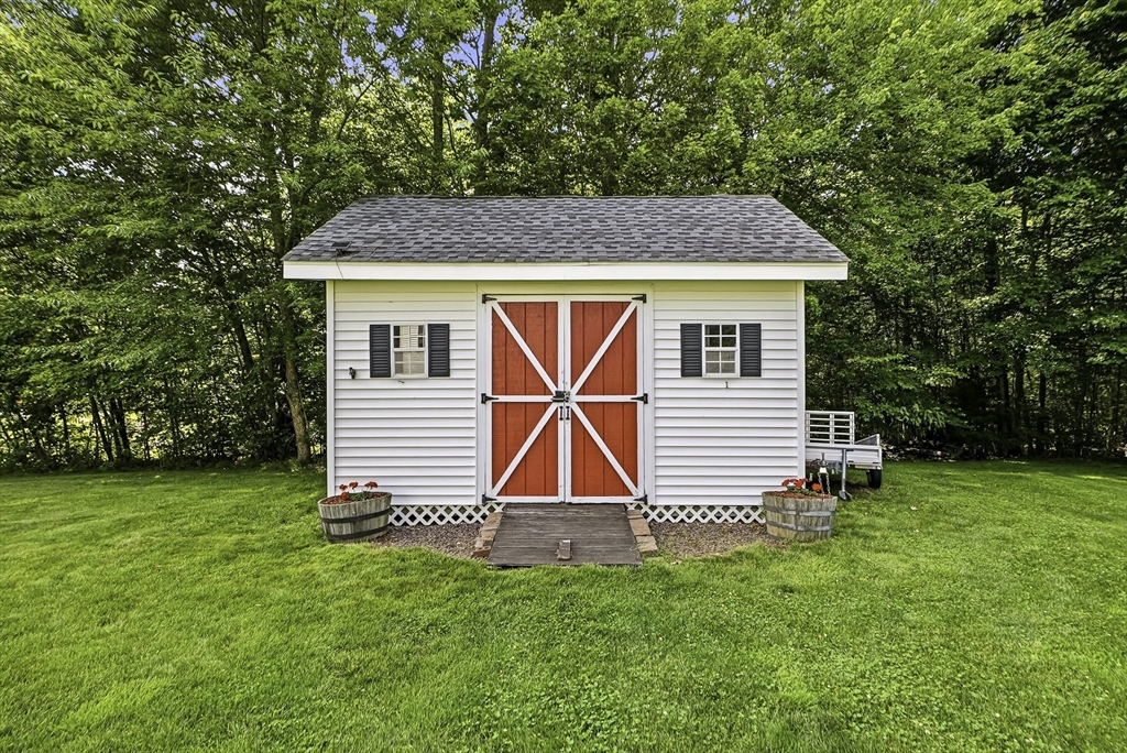 2 Madisyn Avenue Rutland, MA 01543 - Photo 9 of 42