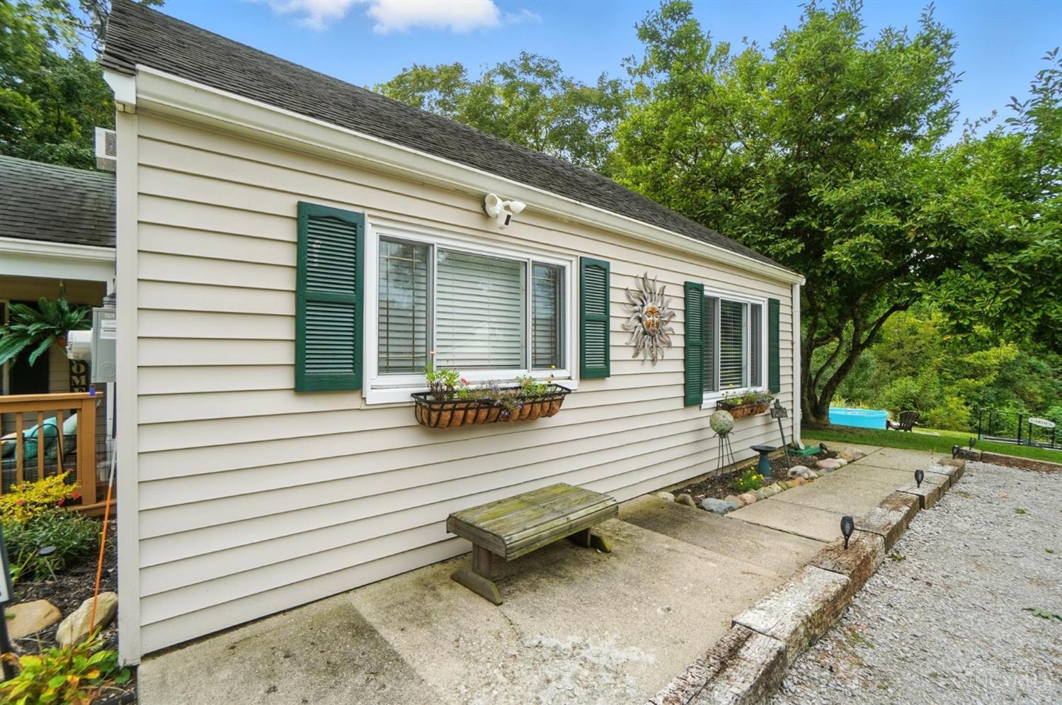 1503 Covered Bridge Road Cincinnati, OH 45231 - Photo 23 of 33
