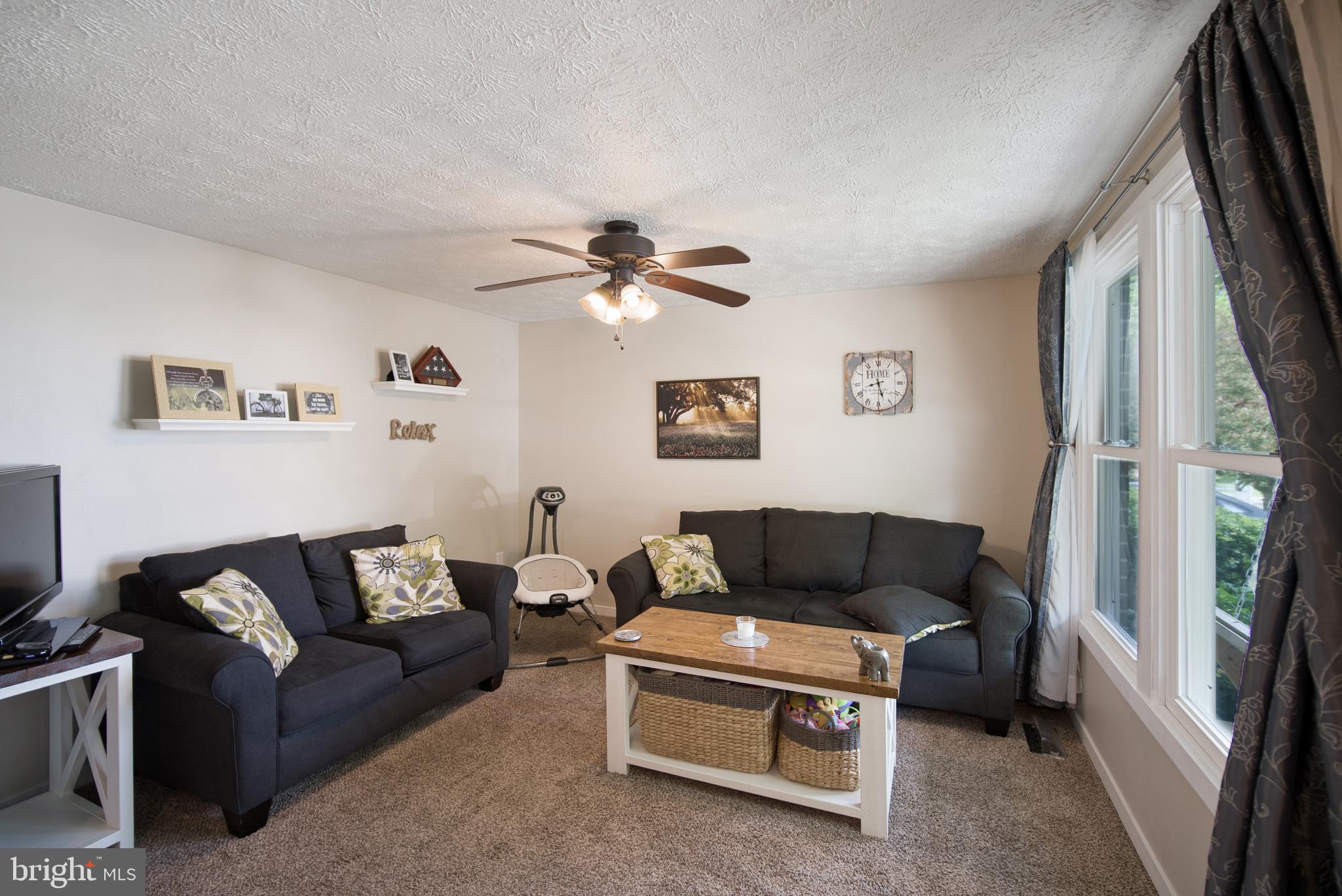 1101 Valen Road Westminster, MD 21157 - Photo 7 of 40 Living Room