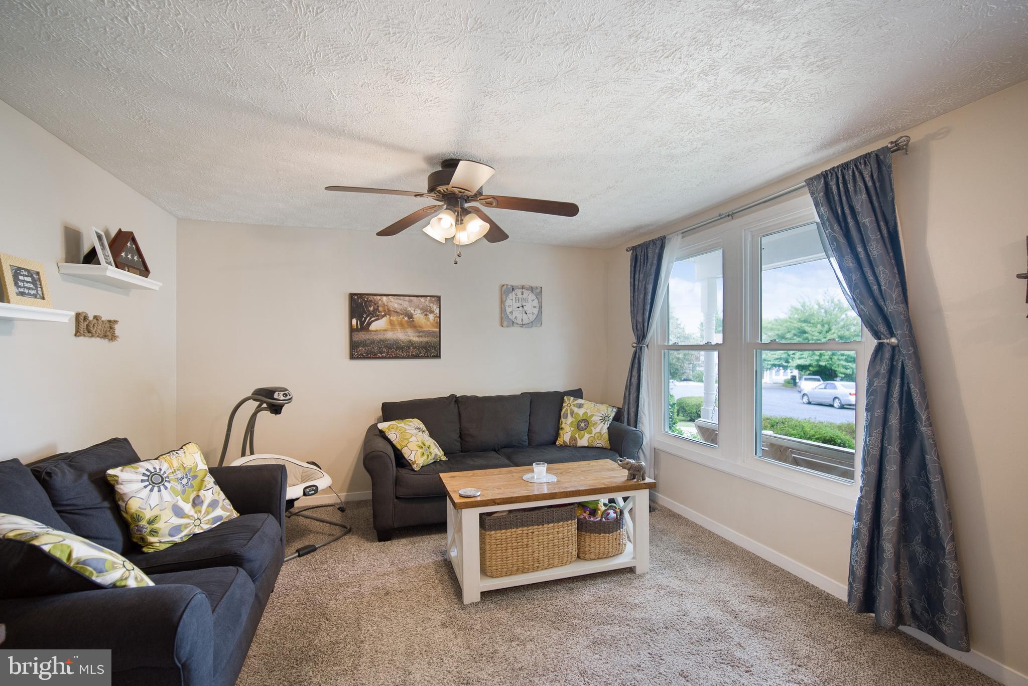 1101 Valen Road Westminster, MD 21157 - Photo 9 of 40 Living Room