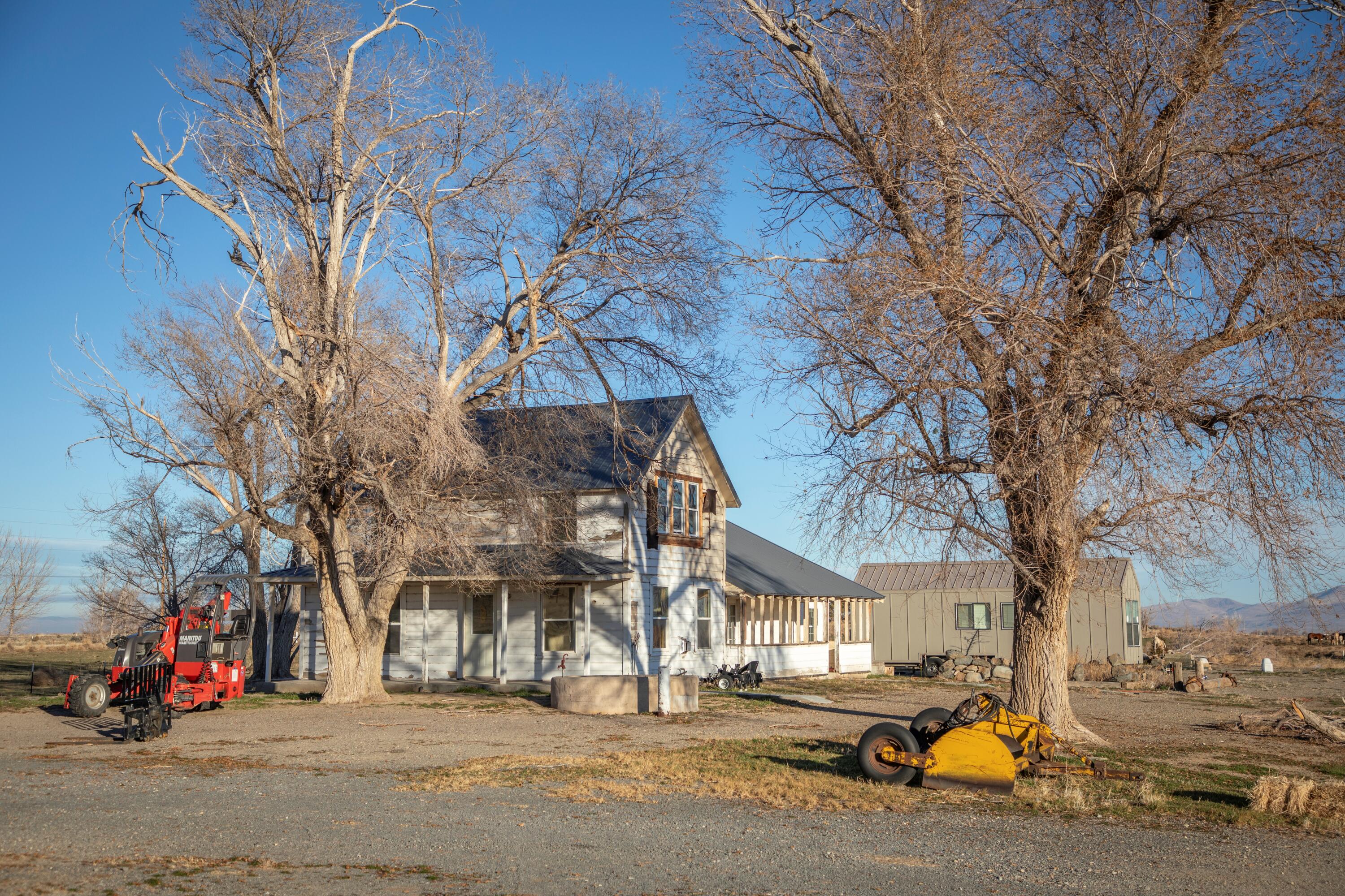443-400 Garnier Road Doyle, CA 96109 - Photo 6 of 16 farmhouse with acreage for sale californ