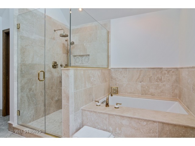 429 Macbain Way Inverness, IL 60010 - Photo 14 of 25