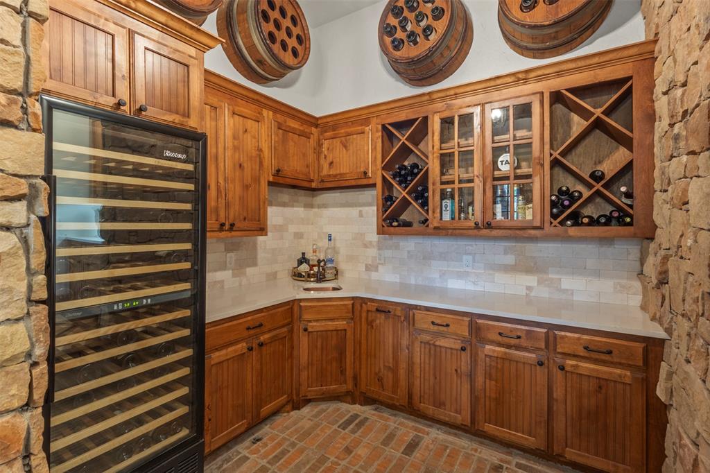 6804 Peter's Path Colleyville, TX 76034 - Photo 9 of 40 Bar off dining room