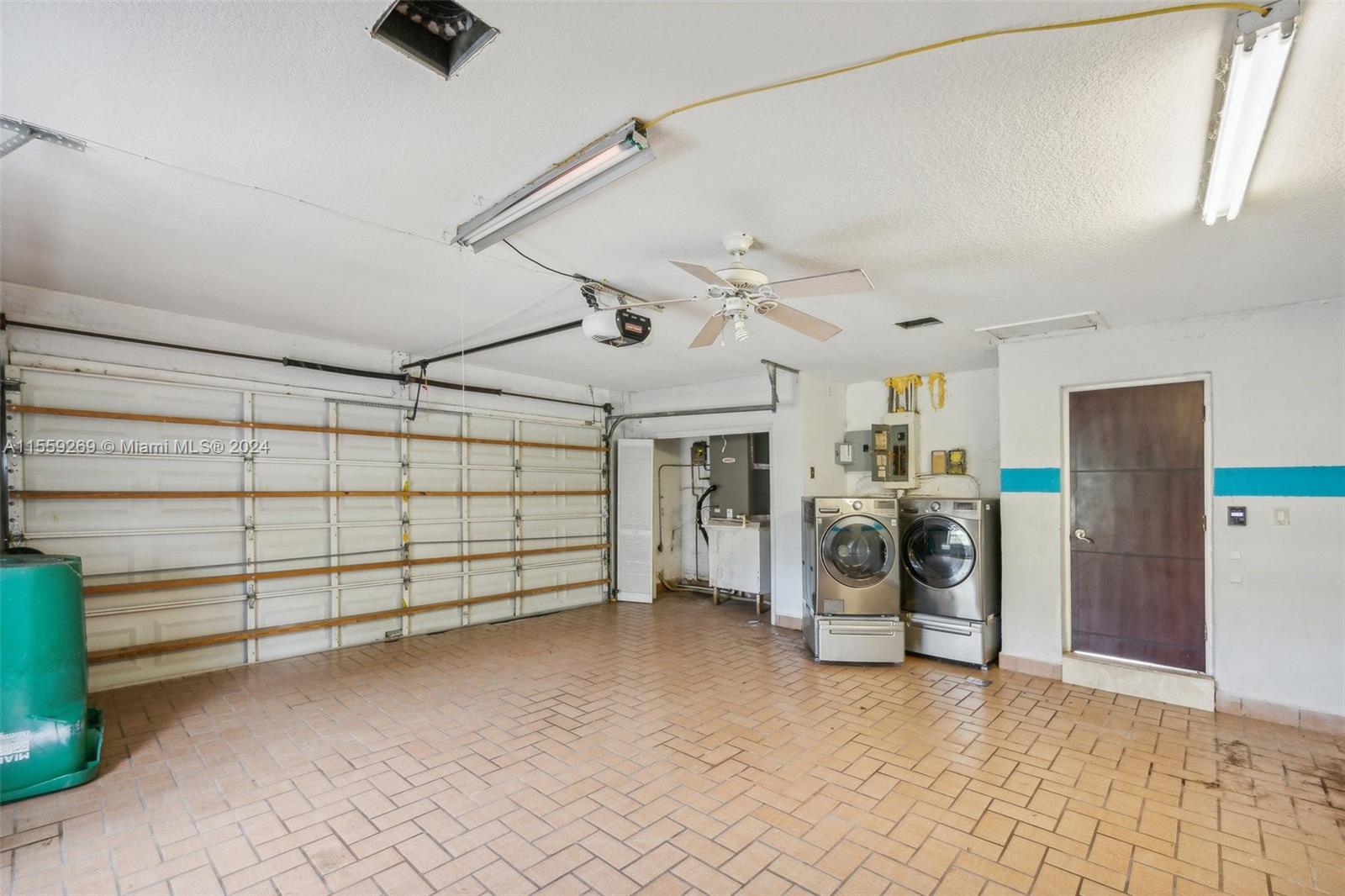 10240 Southwest 124th Street Miami, FL 33176 - Photo 80 of 81 a view of a garage