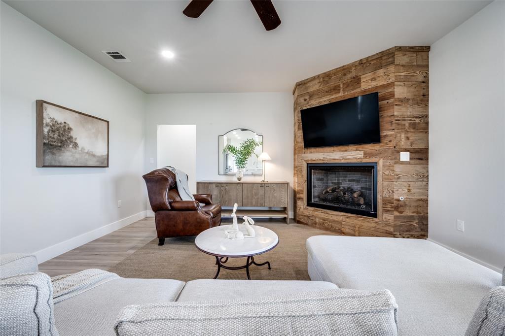 250 Belcher Road Bowie, TX 76230 - Photo 11 of 38