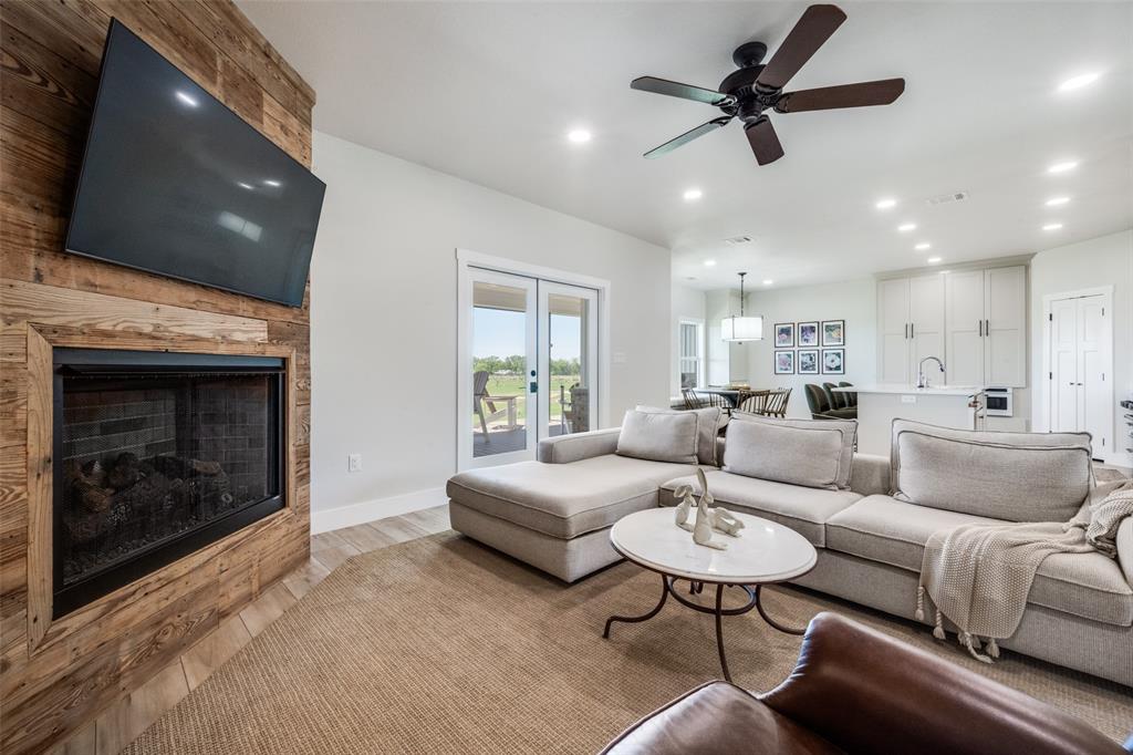 250 Belcher Road Bowie, TX 76230 - Photo 12 of 38