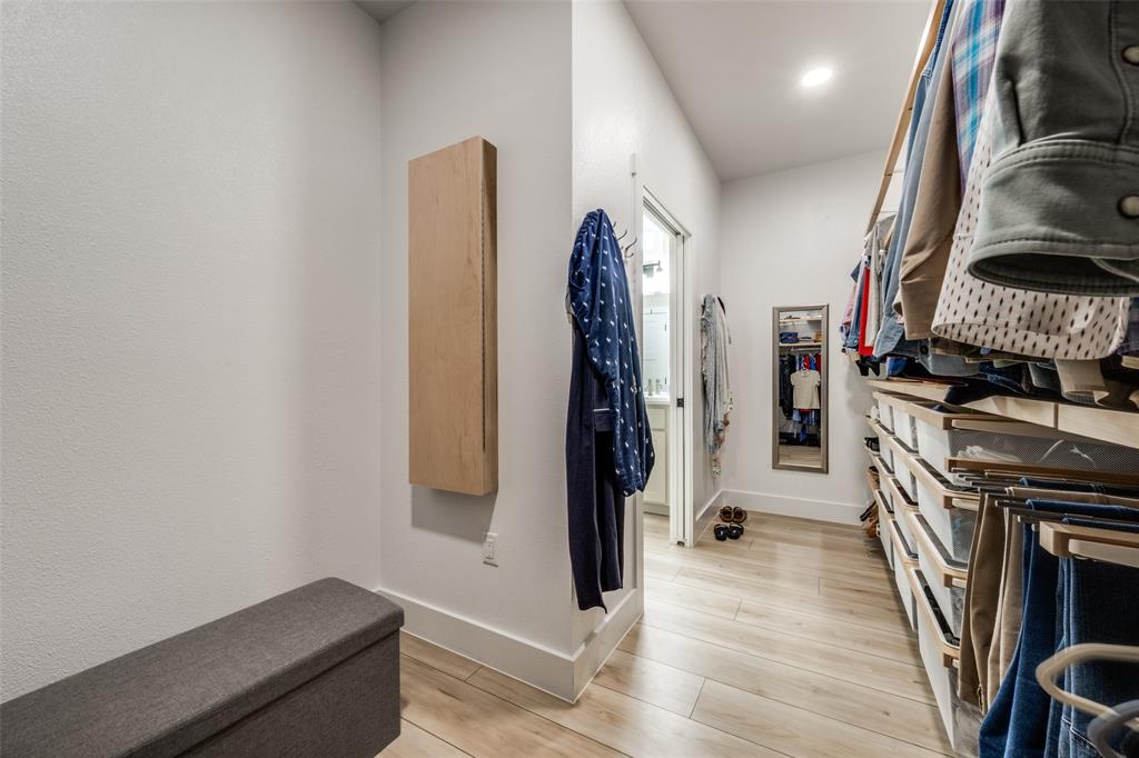 250 Belcher Road Bowie, TX 76230 - Photo 23 of 38 primary closet