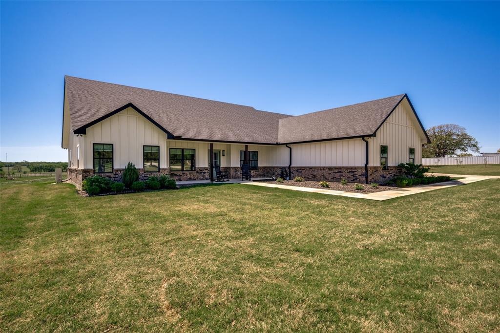 250 Belcher Road Bowie, TX 76230 - Photo 3 of 38