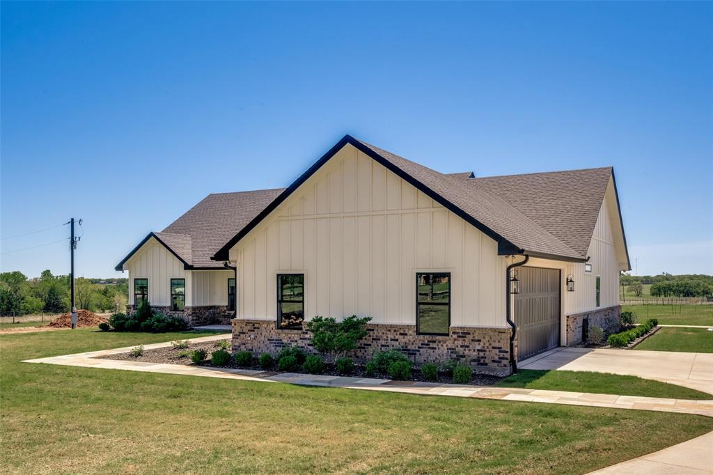 250 Belcher Road Bowie, TX 76230 - Photo 4 of 38