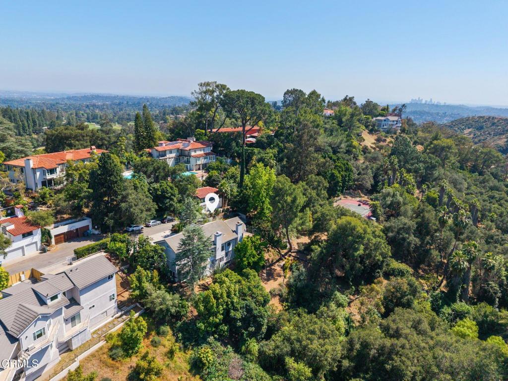 405 Woodcliffe Road Pasadena, CA 91105 - Photo 63 of 65 an aerial view of multiple house
