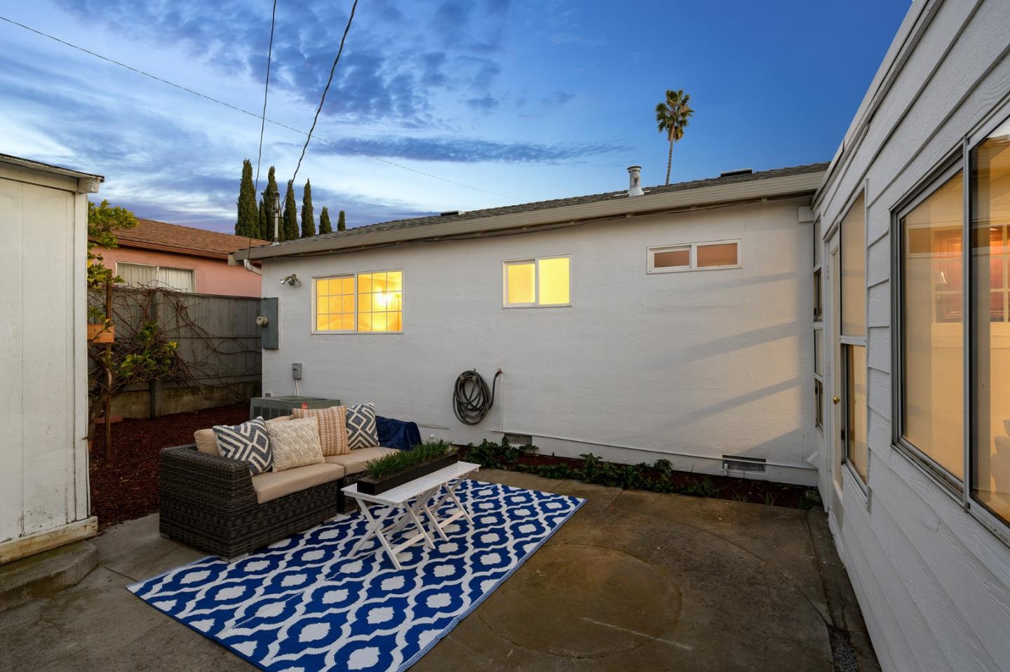 1849 Girard Drive Milpitas, CA 95035 - Photo 30 of 33 a balcony with furniture