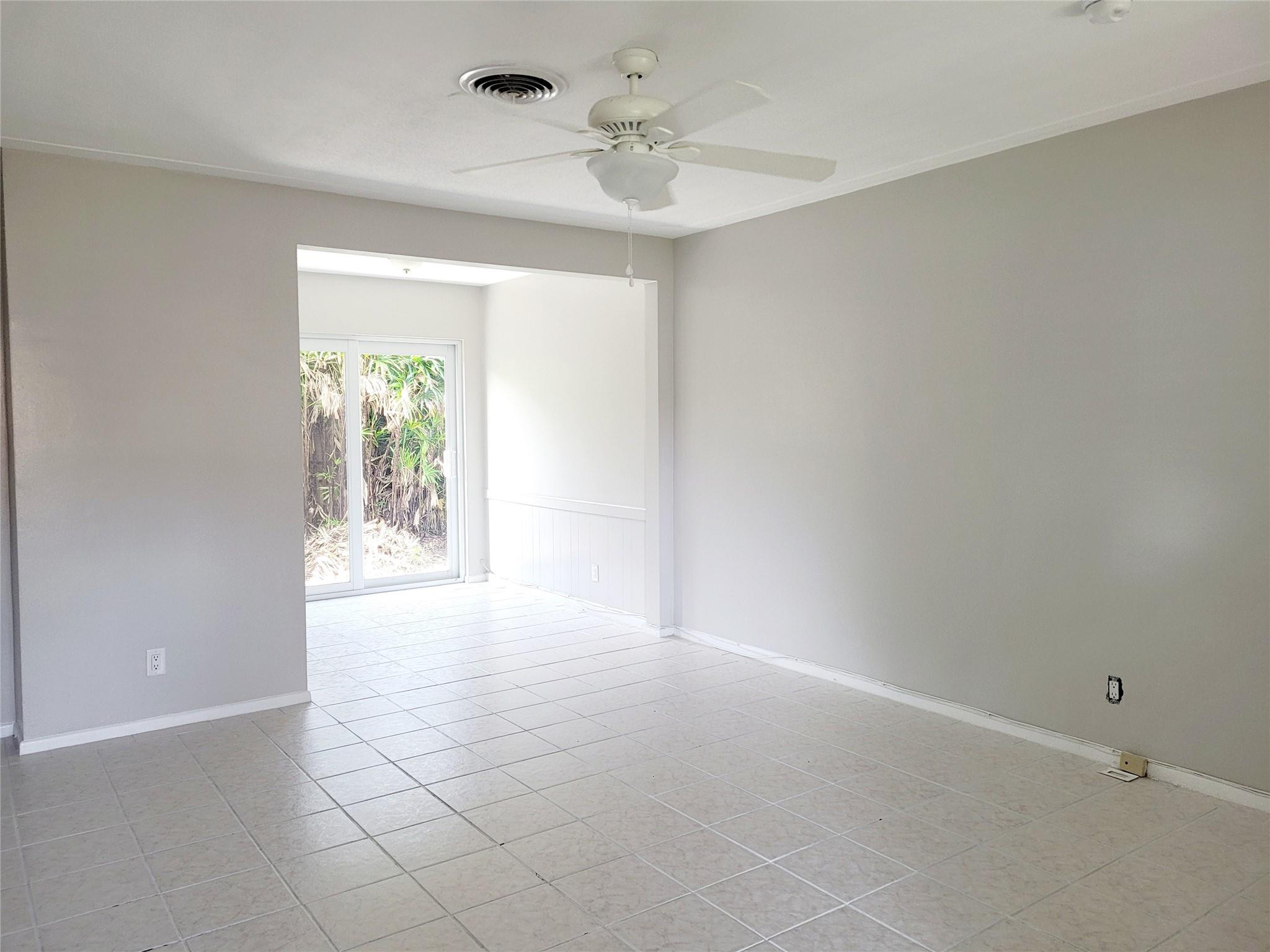 2120 Northeast 41st Street, Unit C Lighthouse Point, FL 33064 - Photo 4 of 18 Photo 4