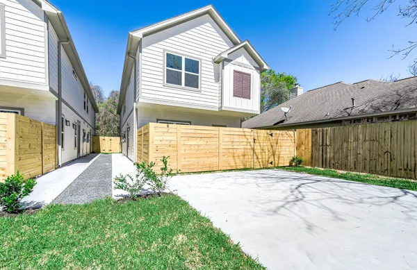 $1,795 | 2018 Hampton Street, Unit A, Houston, TX 77088