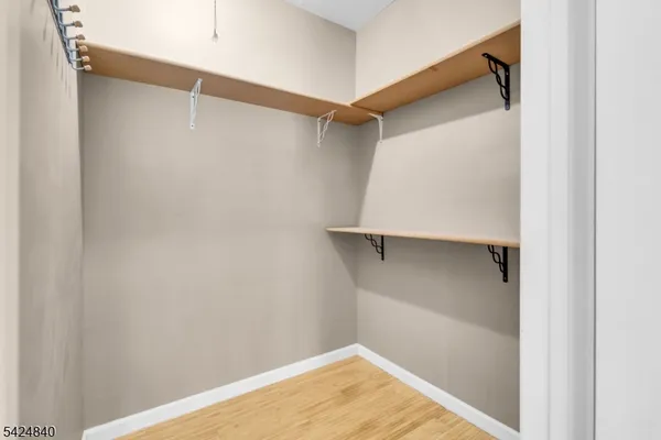 $429,000 | 11 Cindy Court, Lebanon, NJ 08833