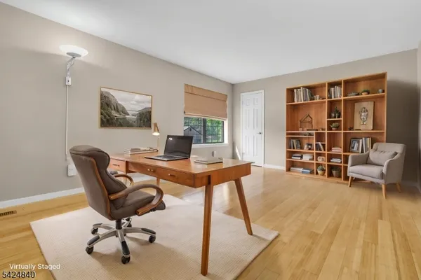 $429,000 | 11 Cindy Court, Lebanon, NJ 08833