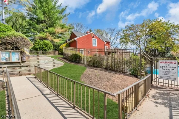 $429,000 | 11 Cindy Court, Lebanon, NJ 08833