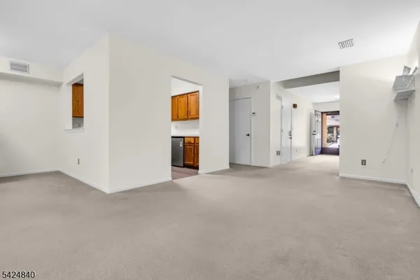 $429,000 | 11 Cindy Court, Lebanon, NJ 08833