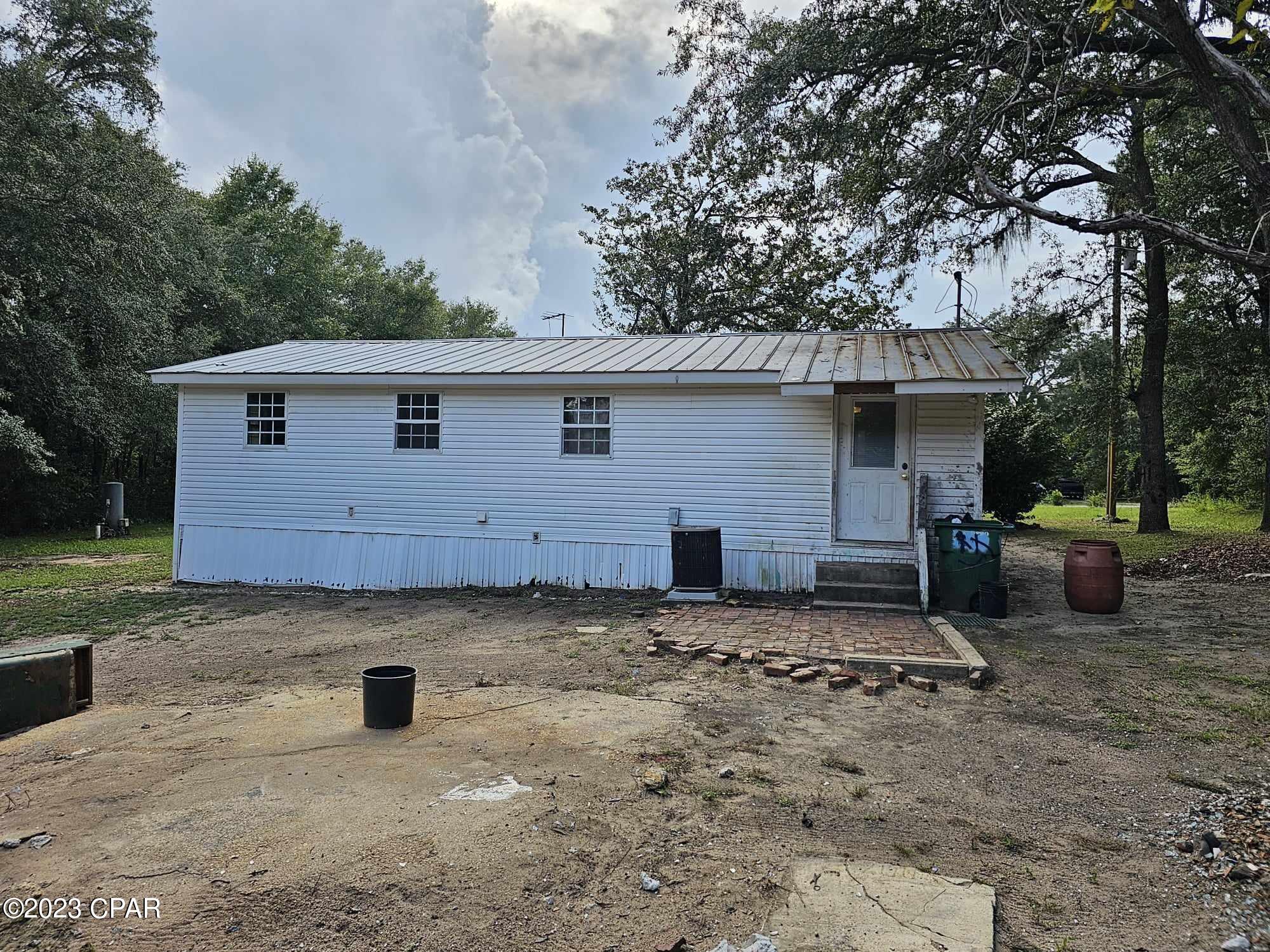 13126 White Springs Road Bristol, FL 32321 - Photo 2 of 9 Gallery Image 2