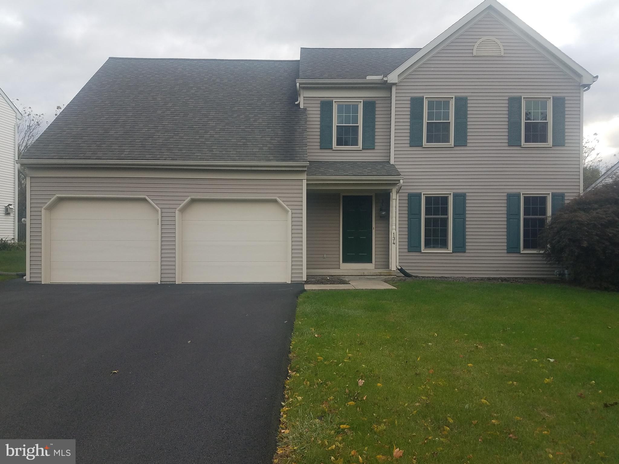 134 Laurie Lane Lititz, PA 17543 - Photo 1 of 37 Gallery Image 1