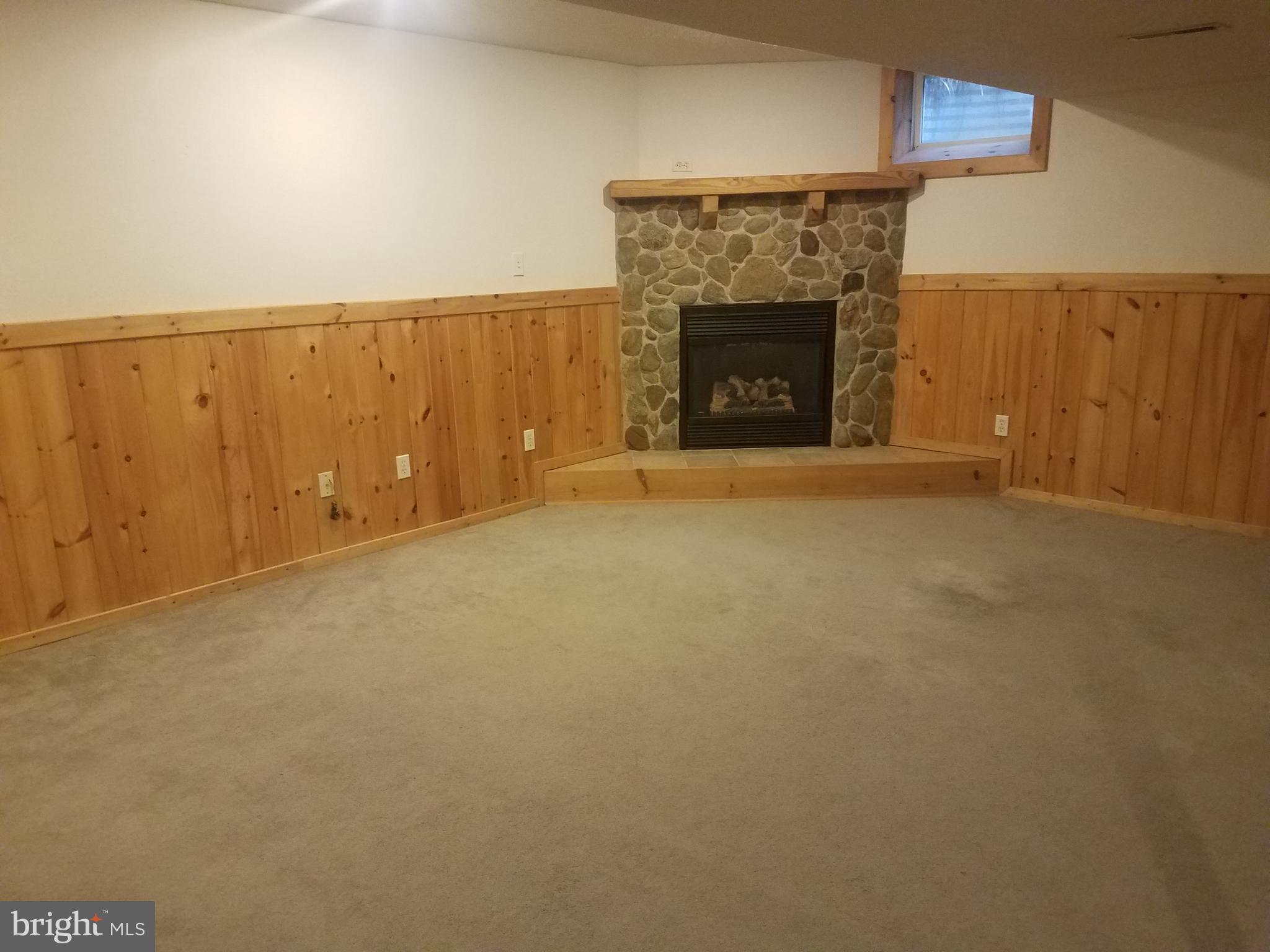 134 Laurie Lane Lititz, PA 17543 - Photo 17 of 37 Gallery Image 17