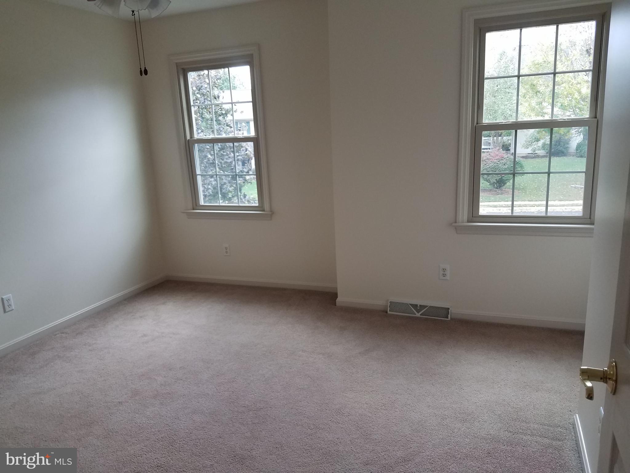 134 Laurie Lane Lititz, PA 17543 - Photo 32 of 37 Gallery Image 32