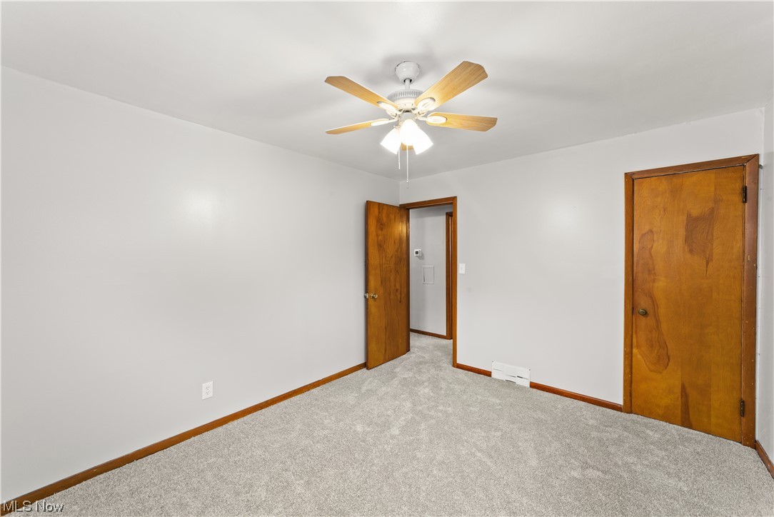 9821 Snow Road Cleveland, OH 44130 - Photo 13 of 29