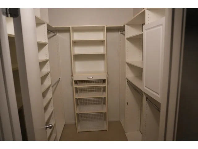 $417,900 | 550 North Kingsbury Street, Unit 316, Chicago, IL 60654