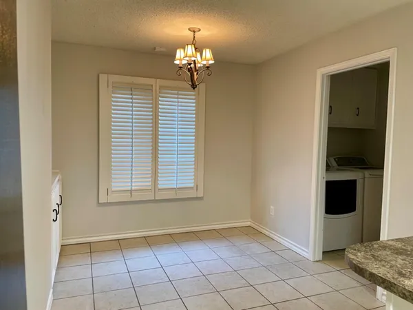 $2,100 | 7616 Utica Avenue, Lubbock, TX 79424