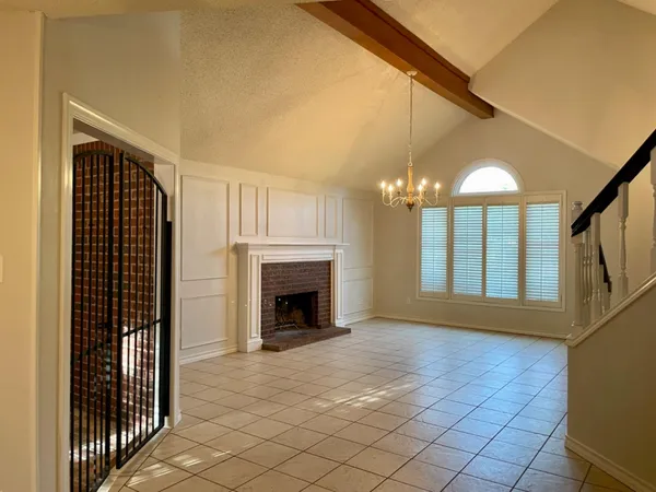 $2,100 | 7616 Utica Avenue, Lubbock, TX 79424