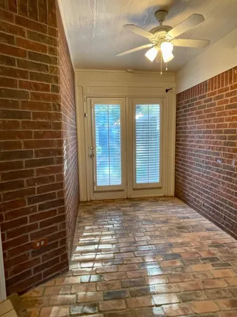 $2,100 | 7616 Utica Avenue, Lubbock, TX 79424