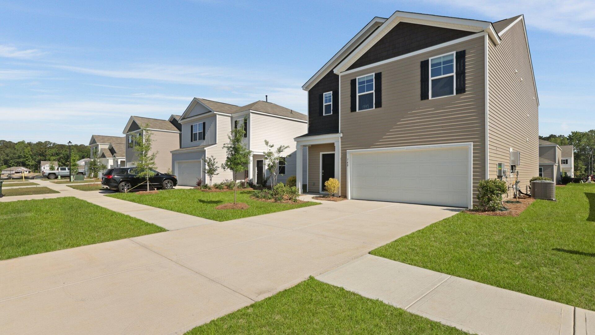 748 Long Blf Road Summerville, SC 29486 - Photo 4 of 62 7-web-or-mls-550A2972_V2