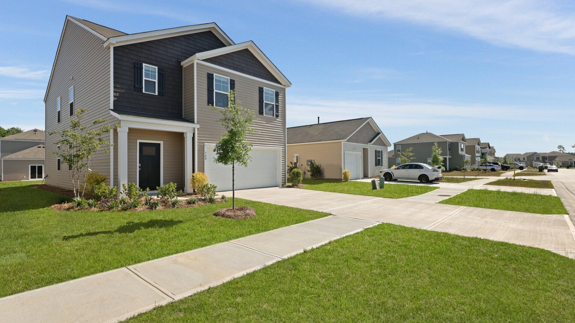 748 Long Blf Road Summerville, SC 29486 - Photo 5 of 62 9-web-or-mls-550A2977_V2