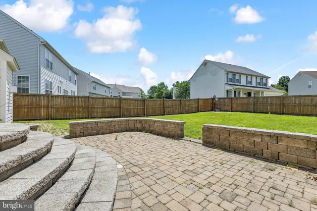 a view of a house with a outdoor space