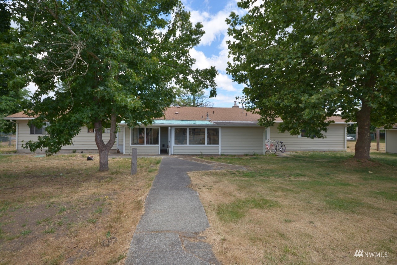 10143 Grove Road Southeast Yelm, WA 98597 - Photo 17 of 27 Gallery Image 17