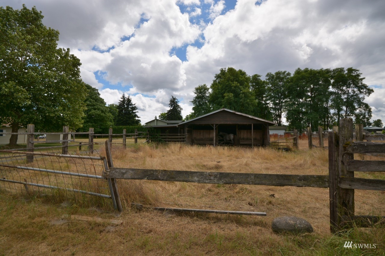 10143 Grove Road Southeast Yelm, WA 98597 - Photo 21 of 27 Gallery Image 21