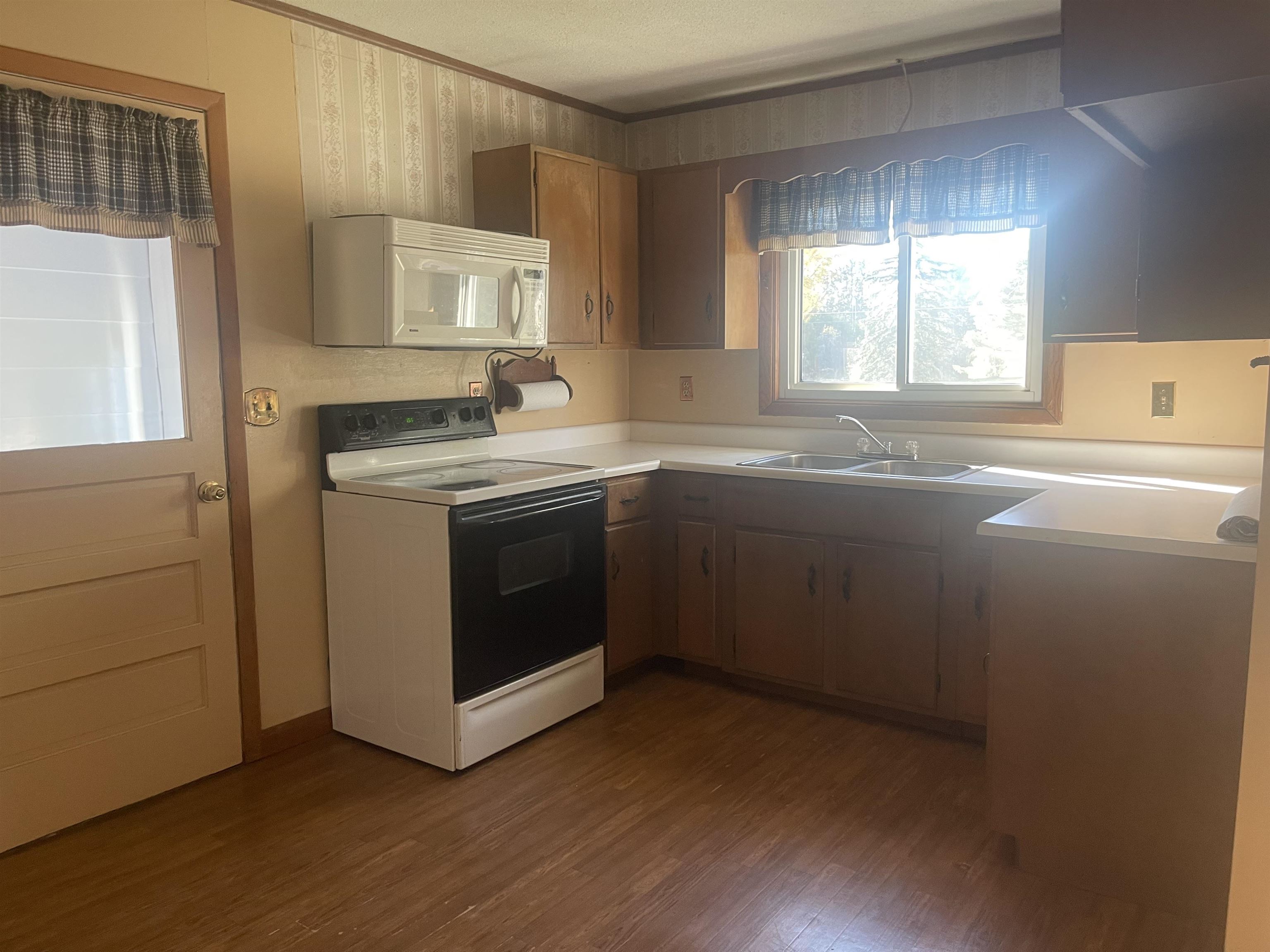 156 Terrace Heights Weybridge, VT 05753 - Photo 14 of 32