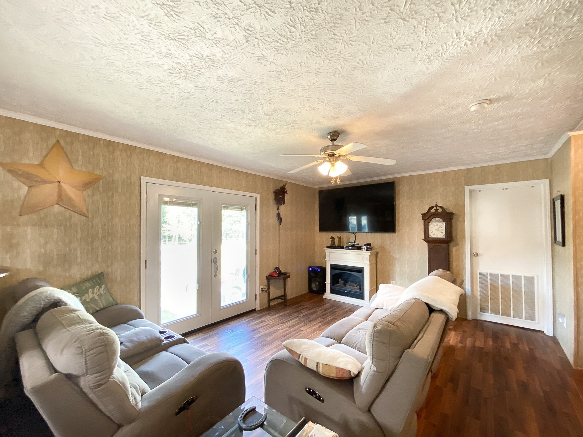 1260 Toy Denny Road Bradyville, TN 37026 - Photo 12 of 32