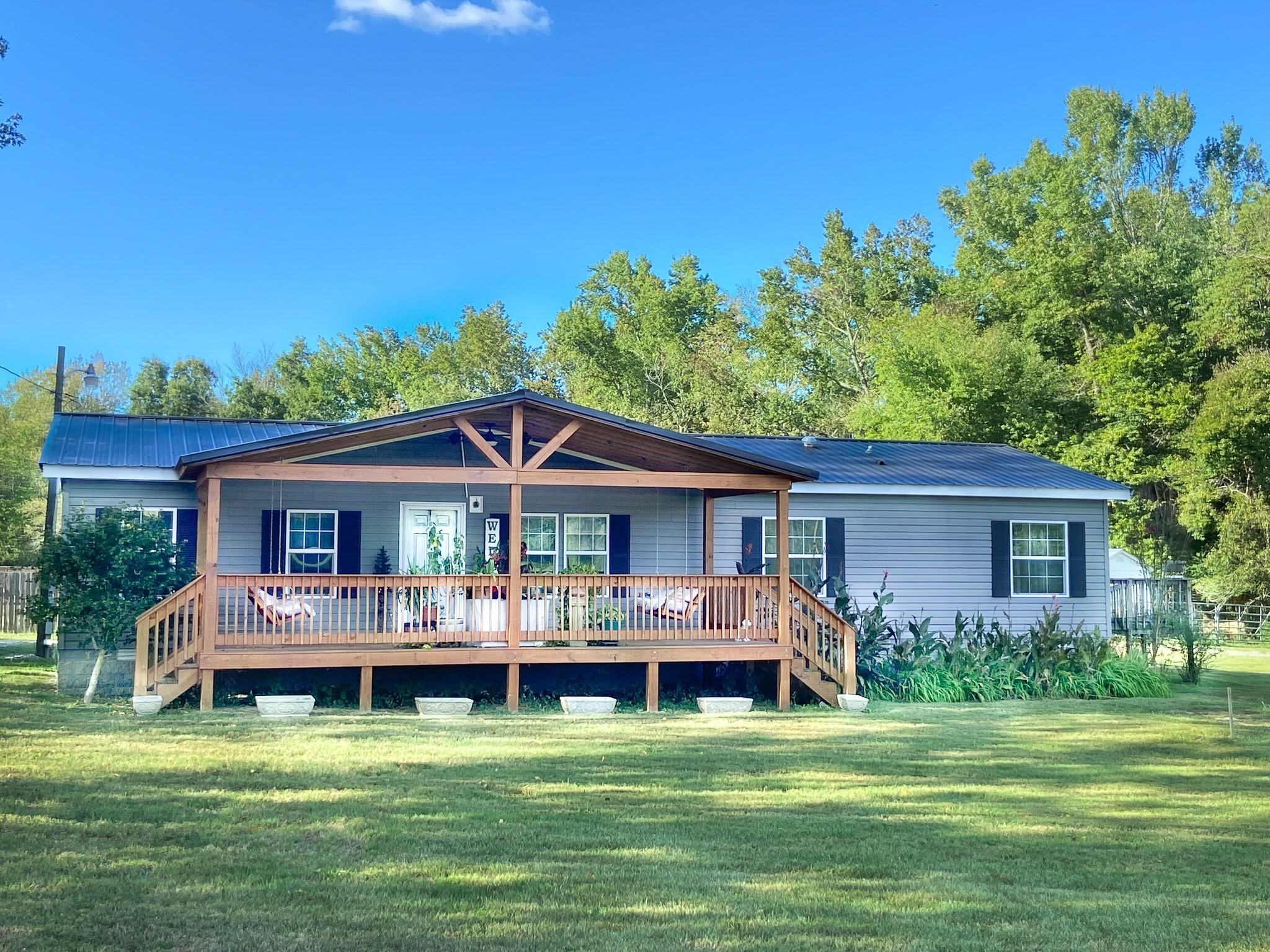 1260 Toy Denny Road Bradyville, TN 37026 - Photo 2 of 32