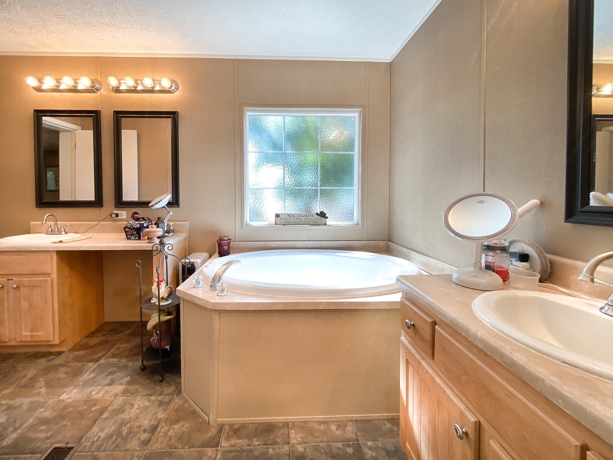 1260 Toy Denny Road Bradyville, TN 37026 - Photo 25 of 32
