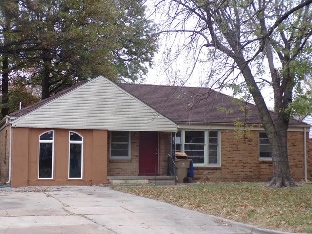 $83,000 | 640 South Mission Road, Wichita, KS 67207