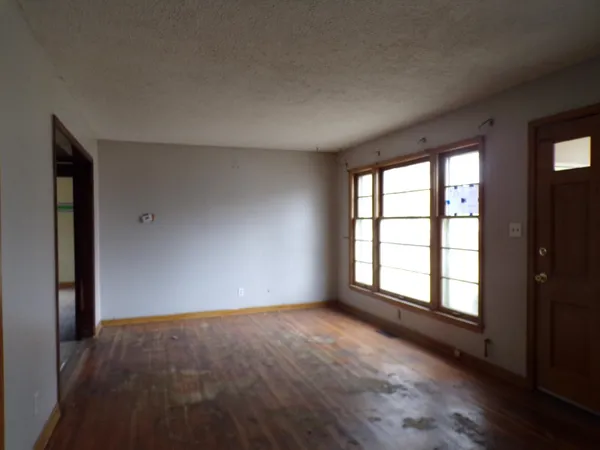 $83,000 | 640 South Mission Road, Wichita, KS 67207