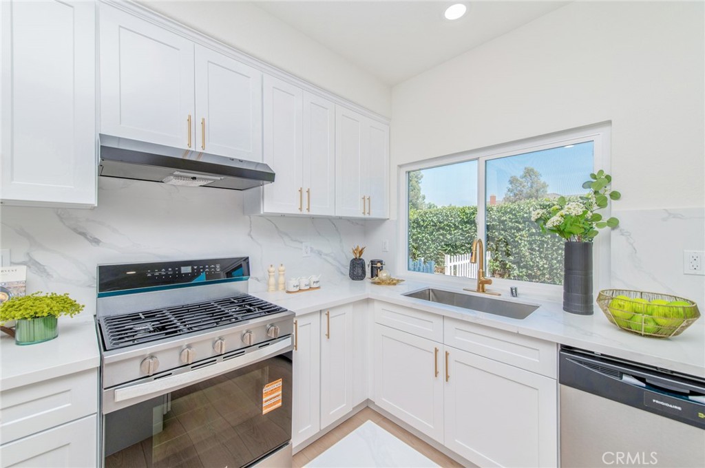 6541 Los Osos Way Rancho Cucamonga, CA 91701 - Photo 8 of 33
