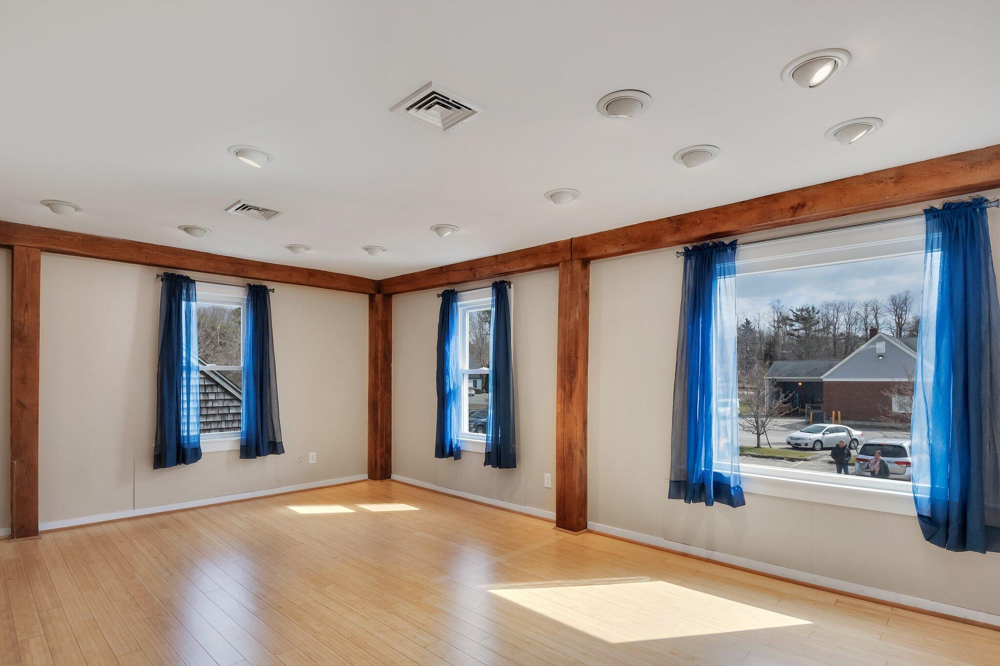 4 Merchants Road, Unit 4 Sandwich, MA 02563 - Photo 11 of 22 10-web-or-mls-4-merchants-rd