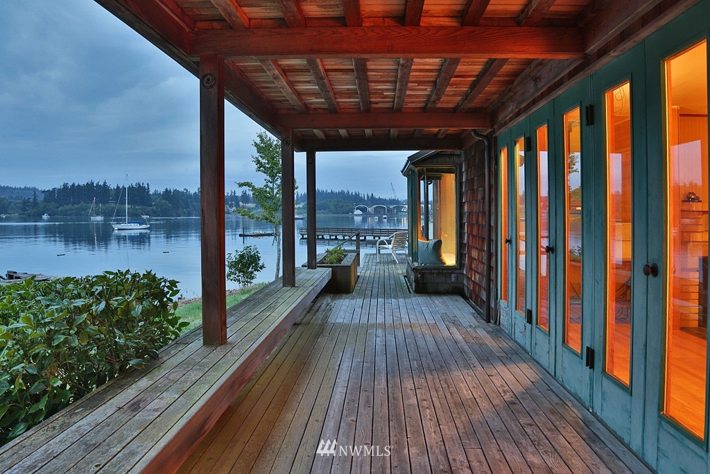 5183 South Bercot Road Freeland, WA 98249 - Photo 1 of 25 Gallery Image 1