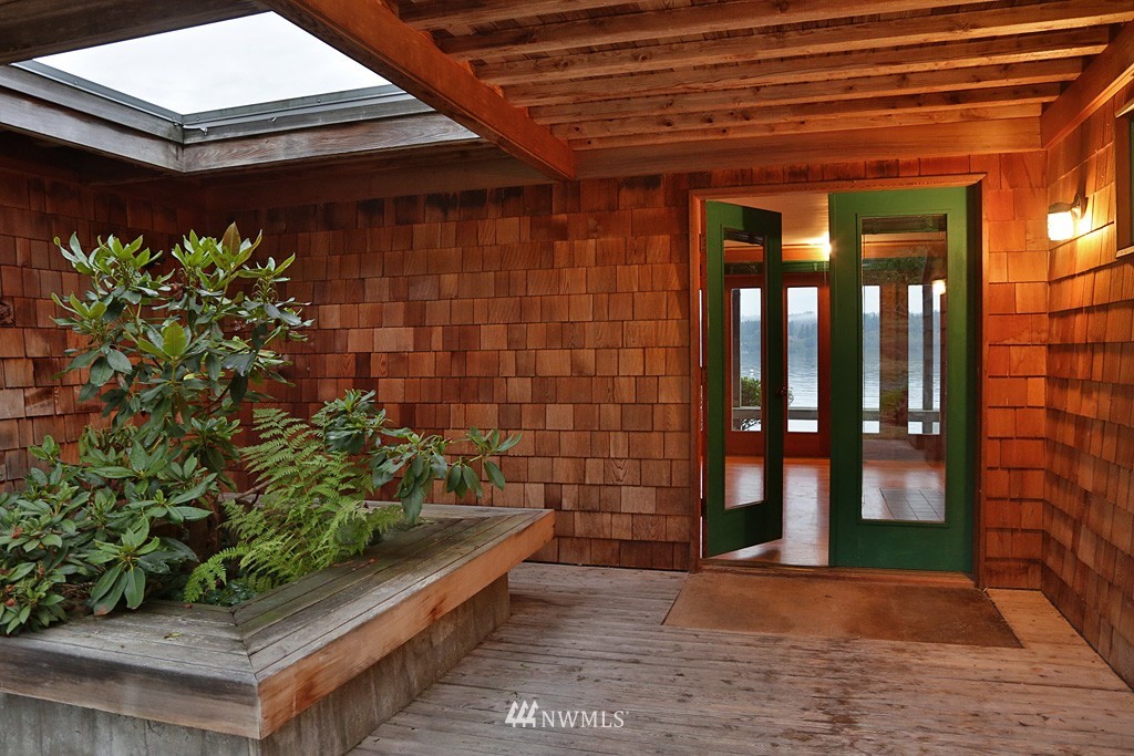 5183 South Bercot Road Freeland, WA 98249 - Photo 5 of 25 Gallery Image 5