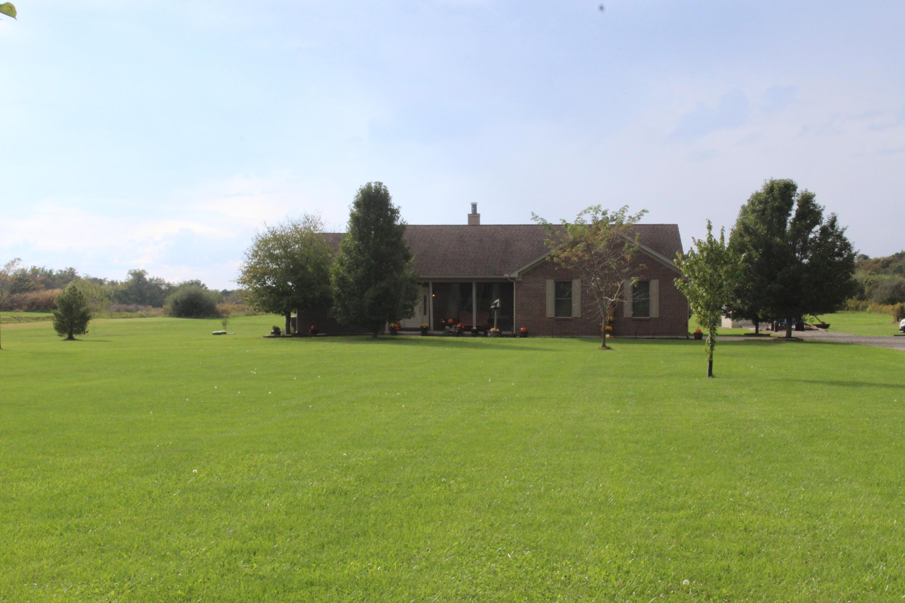 26195 Shoemaker Road Circleville, OH 43113 - Photo 2 of 53 Gallery Image 2