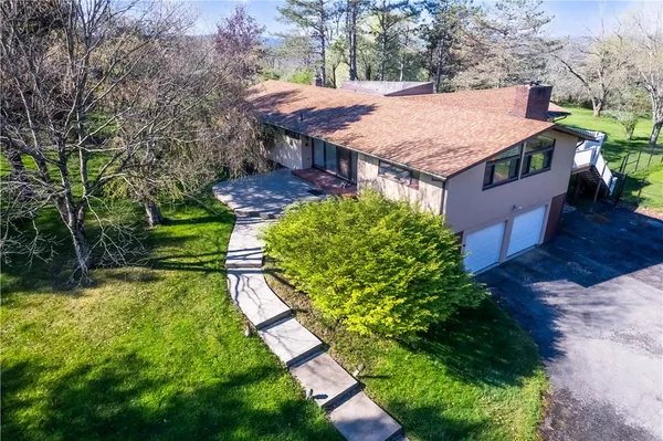 $479,900 | 305 Michele Lane, Sayre, PA 18840