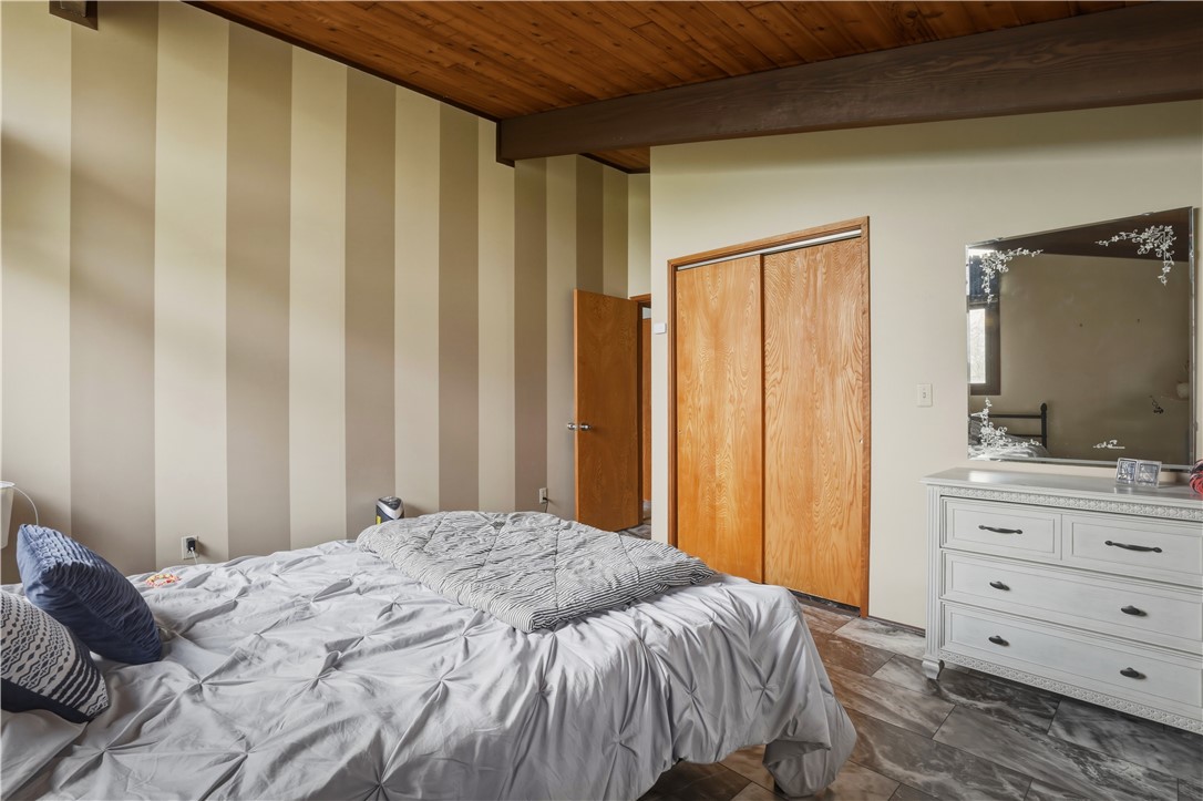 305 Michele Lane Sayre, PA 18840 - Photo 19 of 39