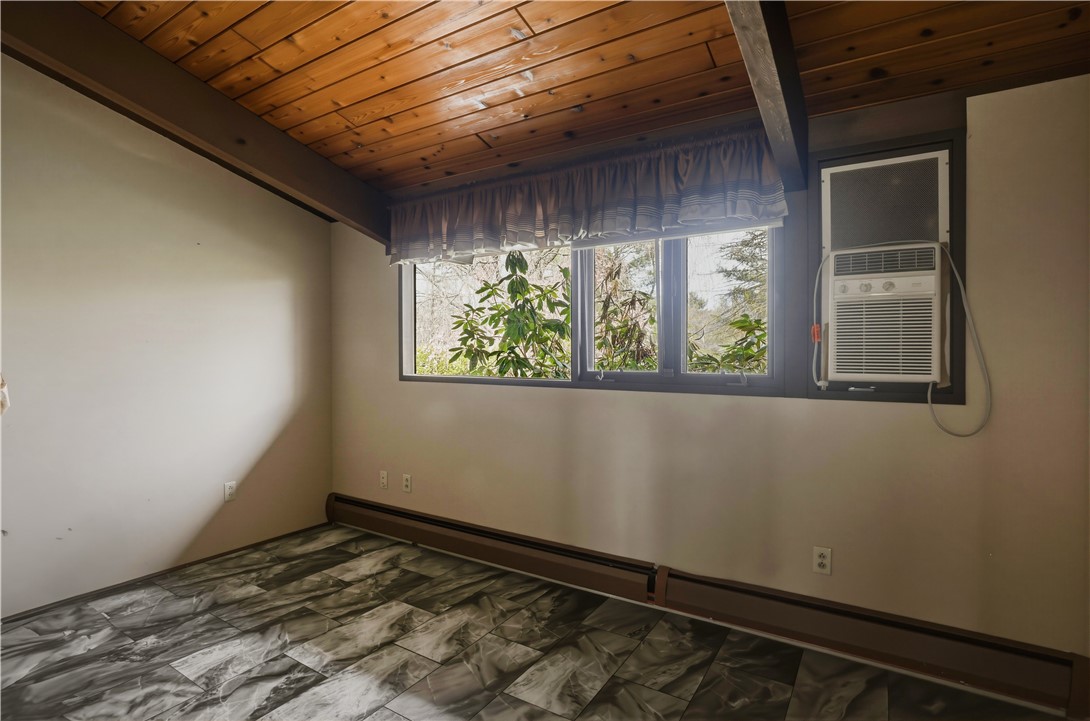 305 Michele Lane Sayre, PA 18840 - Photo 20 of 39